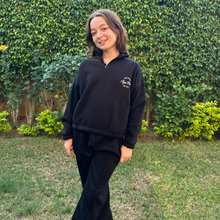 Load image into Gallery viewer, CAMPUS QUARTER -ZIP SET IN BLACK